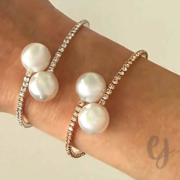 Set of 2 Open Cuff Bangle Bracelets with Pearl Closure in Silver and Gold Tone - Picture 1 of 9